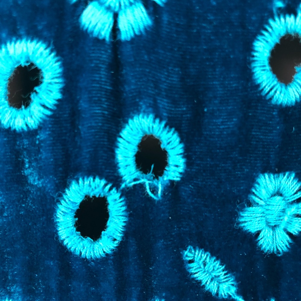 Johnny Was Greban Velvet Kimono Wrap in MRI - Picture 10 of 15
